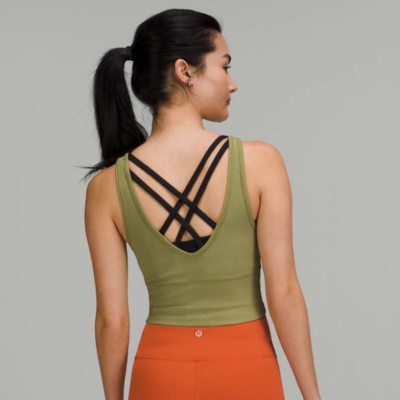 Power Pivot Everlux Tanktop - Picture 5 of 5